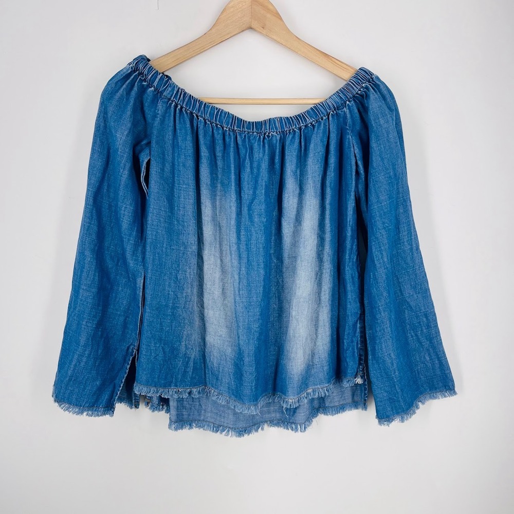 Cloth & Stone Womens XS Blue Tencel Off Shoulder Bell Sleeve Frayed Top C2299